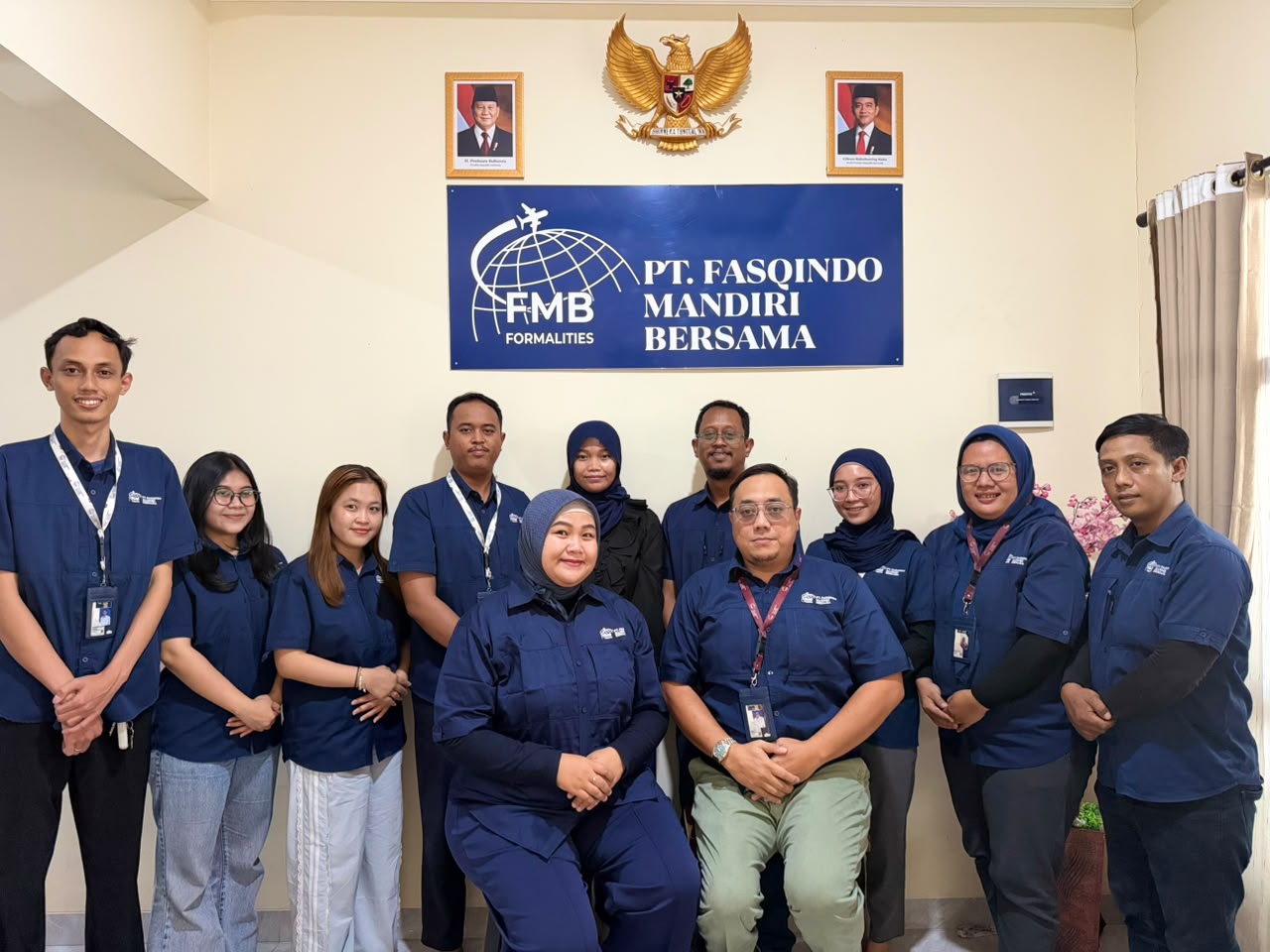 Fasqindo Mandiri professional consultant seated in his office